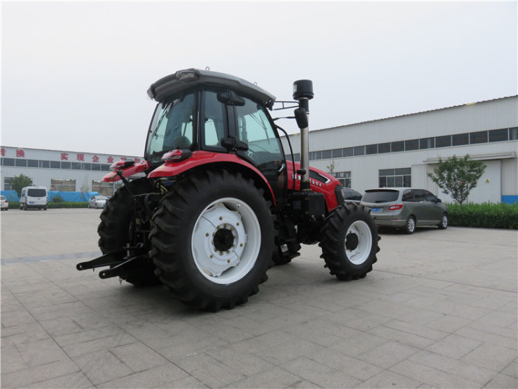 180HP 4WD HW 1804 wheeled tractor